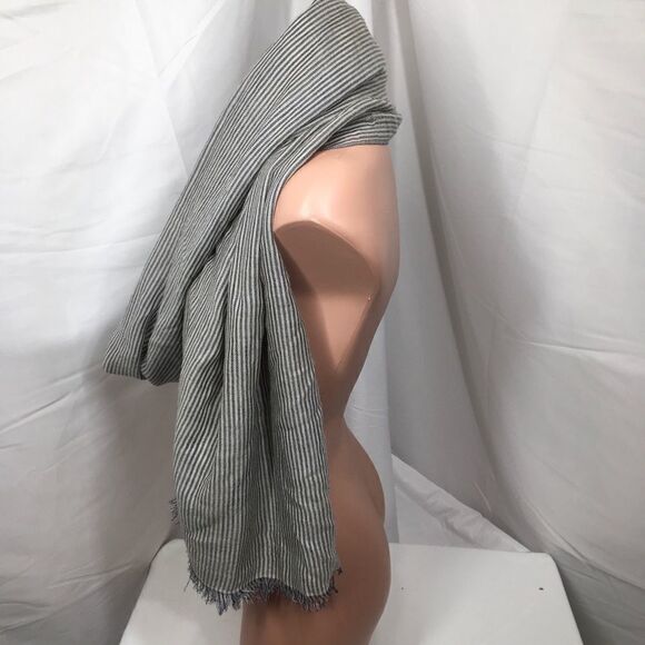 Nordstrom Striped Eyelash Fringe Scarf (F2) - Picture 3 of 5
